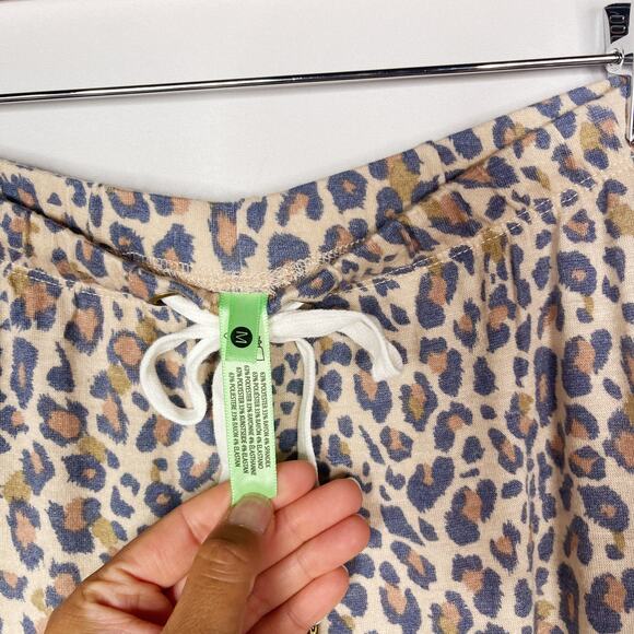 New Honeydew Medium Star Seeker Brushed Jersey Leopard Coordinating Lounge Set - Picture 14 of 16